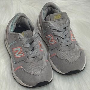 New Balance Girls Sneakers in Gray with Coral and Turquoise Logo